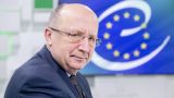 Еврокомиссар обороны: Самая большая угроза на планете — это Россия