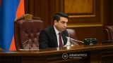 Статут раздора: спикер НС Армении счëл абсурдными разговоры об «аресте» Путина