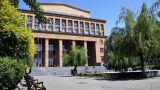 На территории Ереванского госуниверситета прогремел взрыв