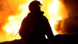 В ЛНР местные спасатели потушили пожар в Ровеньках, возникший после обстрела ВСУ
