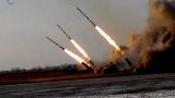 Украинская артиллерия начала массированный обстрел Донецка (обновляется)