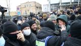У Печерского суда в Киеве сторонники Порошенко вступили в конфликт с полицией