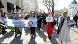 В Кишиневе прошел марш за равные права цыганок