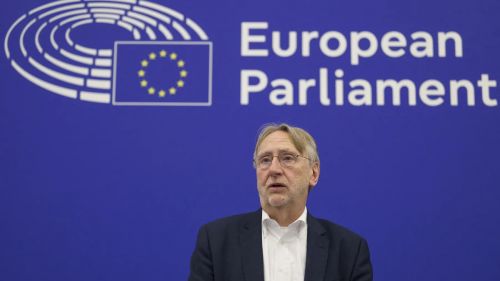 После отмены тарифов Трампа Европарламент созывает экстренное заседание