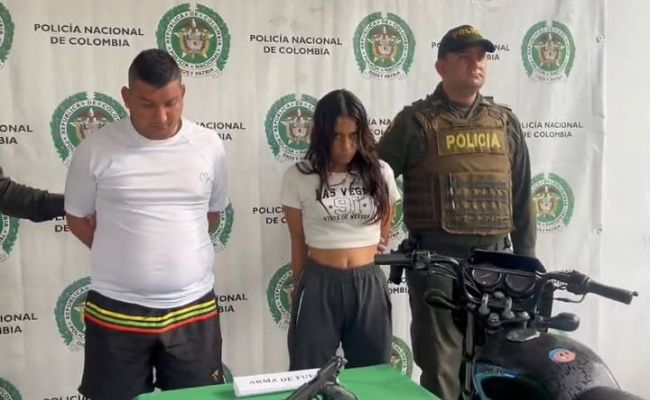 Молодая колумбийка Куколка с ангельским личиком оказалась директором у наемных убийц