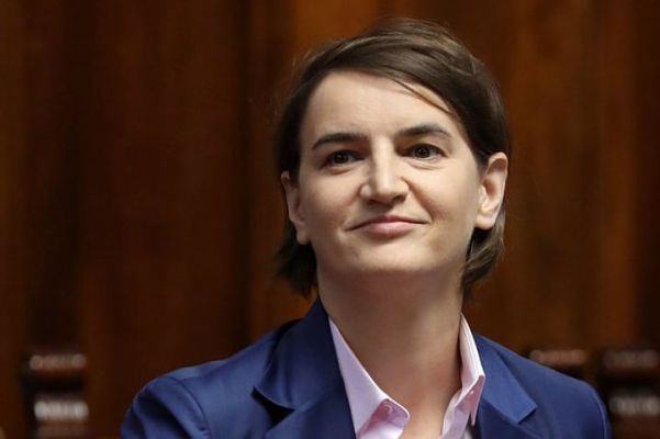 Захарова пояснила объявление премьера Сербии о выборе между Россией и ЕС Захарова пояснила объявление премьера Сербии о выборе между Россией и ЕС