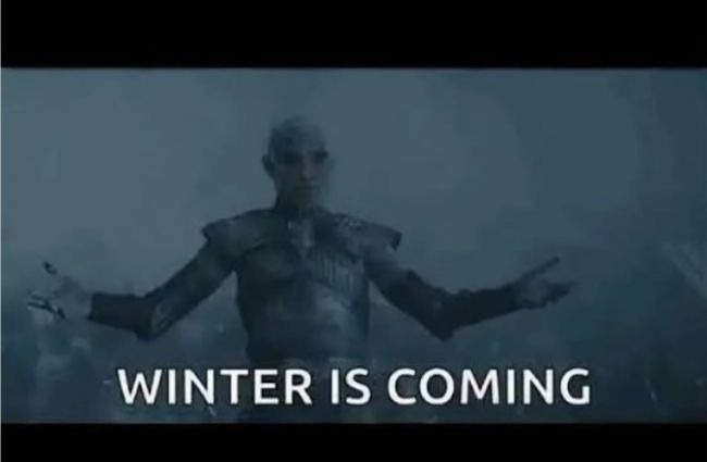 Зима близко: Медведев проводил в последний путь ДСНВ-3 мемом из «Игры престолов»