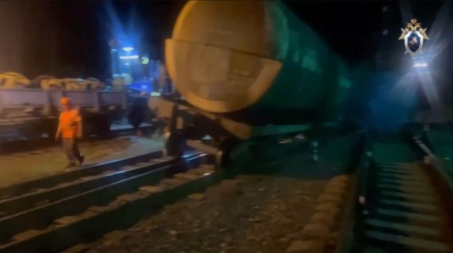 В Мурманске сошли с рельсов вагоны грузового поезда