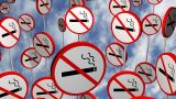 Специалист Минздрава РФ: Бесплатную медпомощь курильщикам следует ограничить