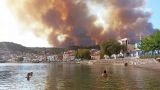 В Греции бушуют лесные пожары