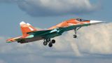 Экспортные российские бомбардировщики Су-34 с боеприпасами летят в Алжир?
