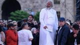 Лидер армянского протеста обратился к полицейским: «Парни, вас портят»