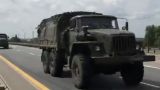Колонну ЧВК «Вагнер» из Липецкой области в лагеря провожает военная полиция — видео