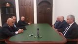 Президент Абхазии встретился с генералом сирийской армии