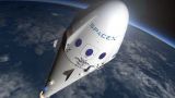 SpaceX намерена отправить туристов в полет вокруг Луны в конце 2018 года