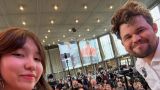 Улыбка в лицо и нож в спину: чемпион мира Магнус Карлсен совершил подлый поступок