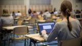 Большинство финнов не хотят возвращения экзаменов шведского языка