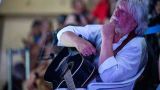 Ее жизнь настроена на Россию: гитарист Пугачевой назвал певицу стратегом