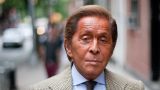 Умер основатель дома моды Valentino