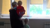Пенсионерке из Родинского в ДНР, которая спаслась с двумя внуками, выдали паспорт РФ