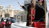 В Грузии в День святости семьи священники окропили улицы Тбилиси