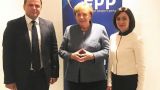 Молдавская оппозиция жалуется Меркель на отсутствие демократии