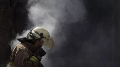 The second overnight series of explosions thundered in Kiev