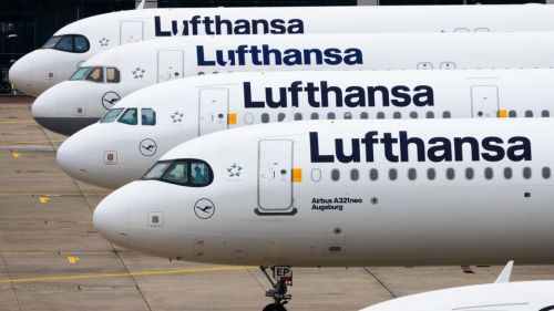 Похоже, Шпор уверен: Lufthansa рассчитывает возобновить полеты над Россией в 2026-м