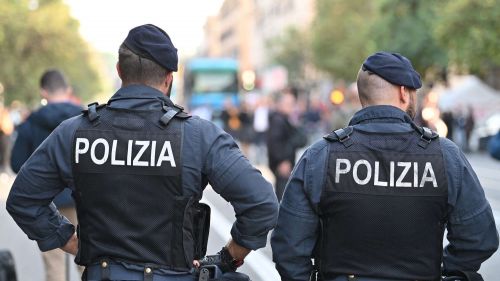 In Italy, a migrant killed a pizzeria owner after refusing to give him a free pizza