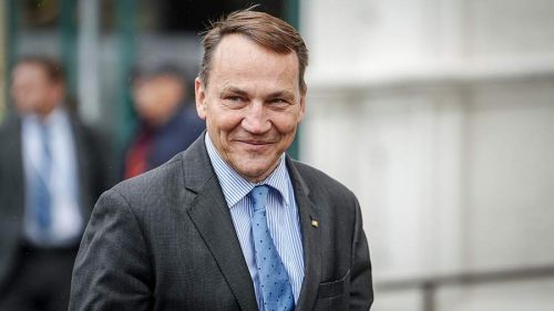 Польше решать не придется: Проблема с полетом Фицо в Москву перестала существовать