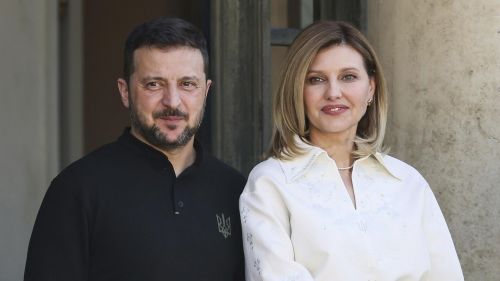Компенсация при разводе: Один из домов в «Династии» предназначался Елене Зеленской
