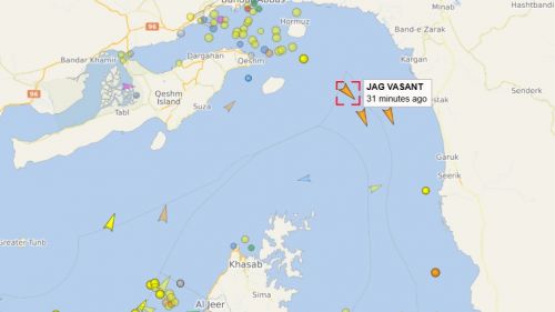 Танкеры ходят через Ормуз тройками: иранские воды открыты для дружественных стран