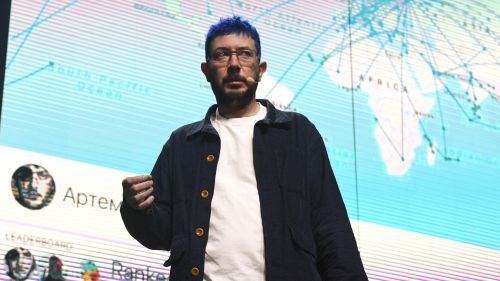 Лишившийся квартиры в Киеве российский дизайнер пожелал Зеленскому «гореть в аду»