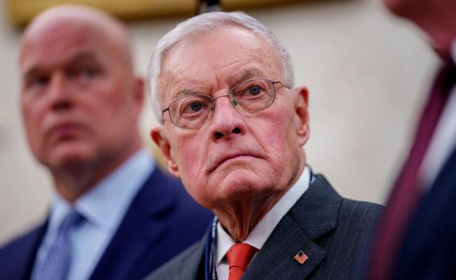 Келлог назвал украинский конфликт войной НАТО против России