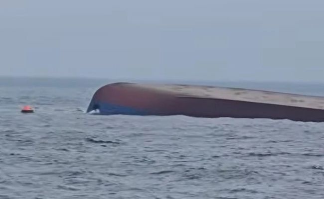 Ещё одно судно загорелось и затонуло у европейских берегов в Чёрном море