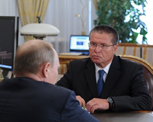 МЭР: сценарии развития экономики рассчитаны из цены нефти в $25 и $40