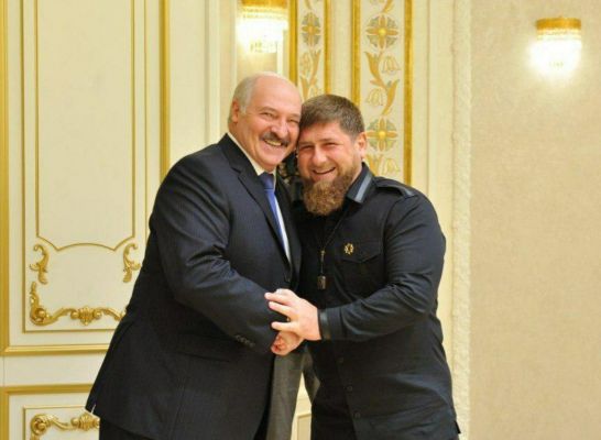 «Большой друг чеченского народа и России» — Кадыров поздравил Лукашенко