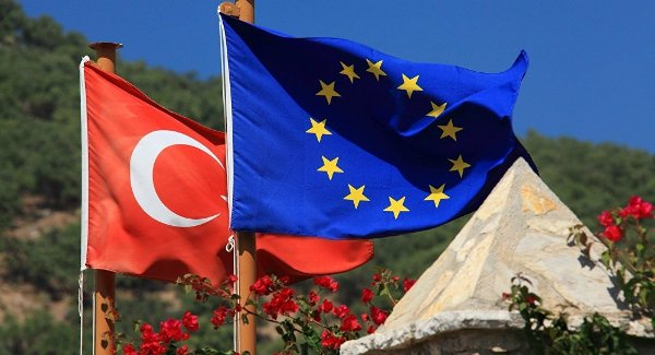 Турция посоветовала Европарламенту отказаться от «санкционного менталитета» 2 484d91f0162b14762f0232eb6ac7b Турция посоветовала Европарламенту отказаться от «санкционного менталитета»