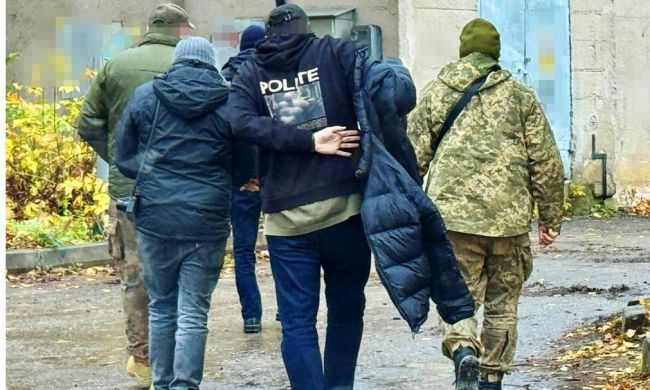 Тотальная мобилизация на Украине сорвала поездку британских военкоров на Донбасс Тотальная мобилизация на Украине сорвала поездку британских военкоров на Донбасс